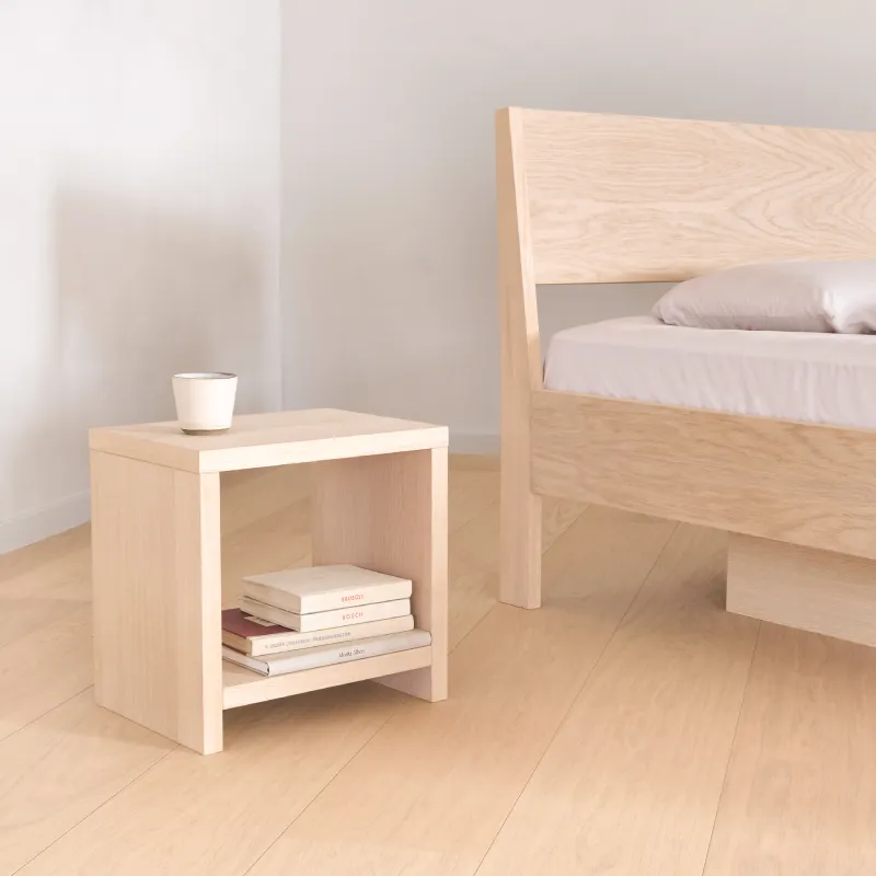 Der Nachttisch zum Wasserbett-Modell Emma von Akva.