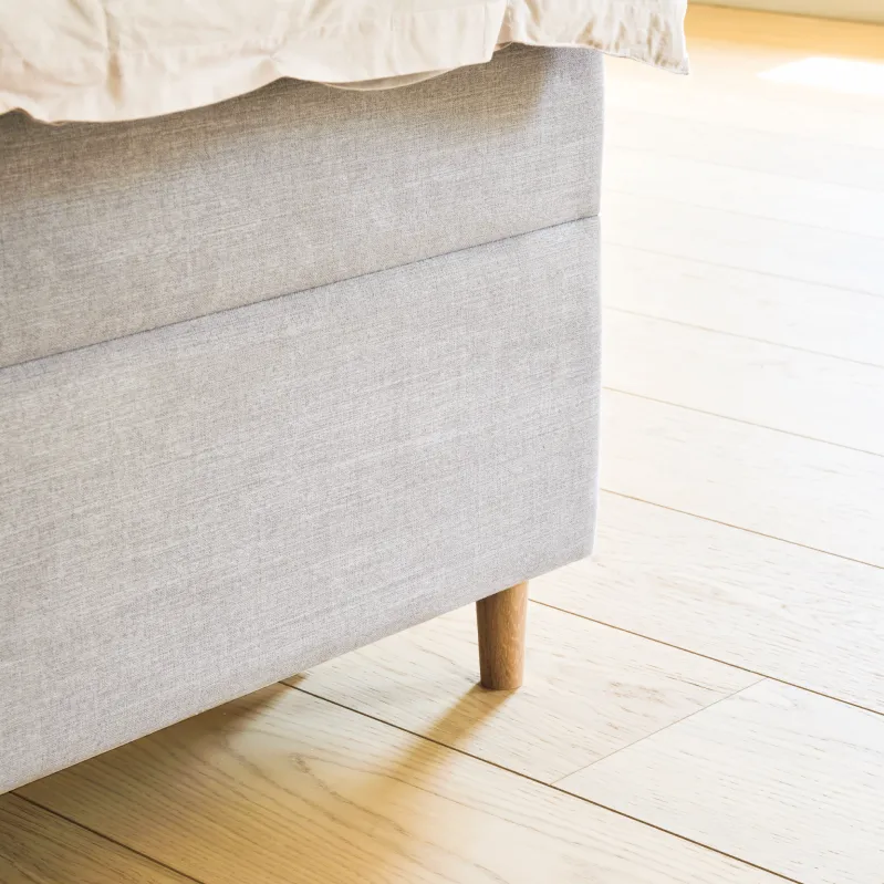 Ein Fuss des Modells Piazza